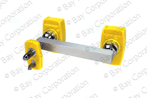 Chemetron Y-Block, Male QC Inlet-Right x Female Coupler Outlets, Med Air - Image 2